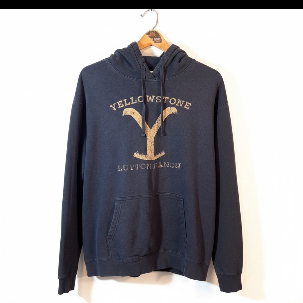 Yellowstone Dutton Ranch Distressed Graphic Hoodie Sweatshirt Black Mens size L